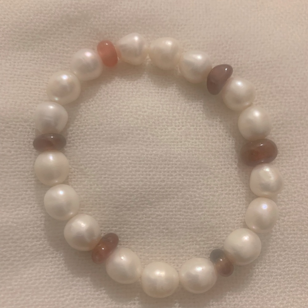 Pearl and Amber bead bracelet